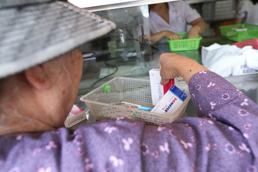 60.000 loại thuốc, trang thiết bị y tế công khai giá: Chấm dứt tình trạng thuốc bệnh viện mỗi nơi một giá?