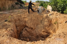 Chủ tịch Hà Nội yêu cầu kiểm tra xác minh việc chôn lấp chất thải nguy hại tại Sóc Sơn