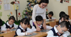 Bộ GD-ĐT và Bộ Nội Vụ trả lời về việc bỏ chứng chỉ tin học, ngoại ngữ