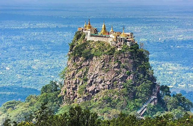 9 ngôi đền nằm ở vị trí hiểm hóc nhất thế giới