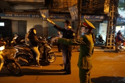 thu nghiem mo rong khong gian di bo dan ha noi vua bat ngo vua bat tien