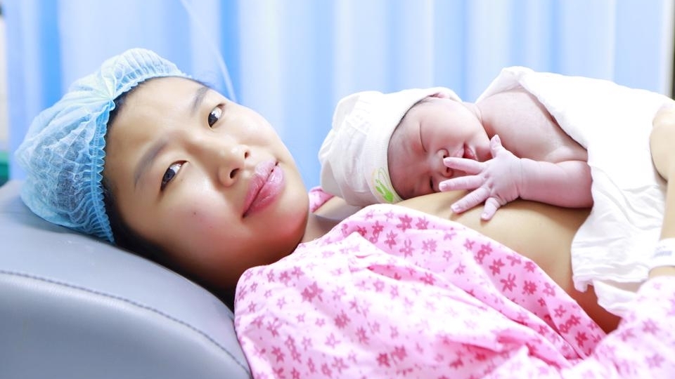 Những công dân nhí đầu tiên chào đời năm 2023