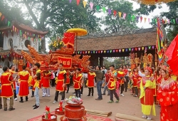 ky bi chuyen sot co ganh nuoc va nhung dieu tam linh tai den va son tay