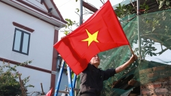 Những bông hoa chào mừng Đại hội Đảng, đón xuân mới từ xã đảo Minh Châu