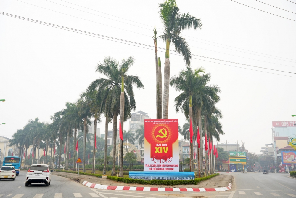 Sơn Tây rộn ràng khí thế thi đua chào mừng Đại hội XIV của Đảng