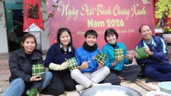 Ấm lòng chương trình “Tết Nhân ái – Xuân yêu thương” tại xã Hồng Vân