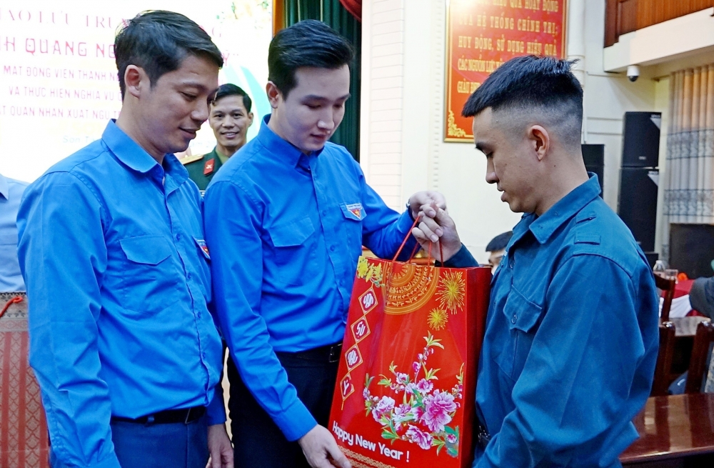 Thanh niên thị xã Sơn Tây hào hứng trước ngày nhập ngũ