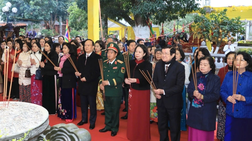 Phó Chủ tịch nước Võ Thị Ánh Xuân dự lễ khai hội đền Hai Bà Trưng