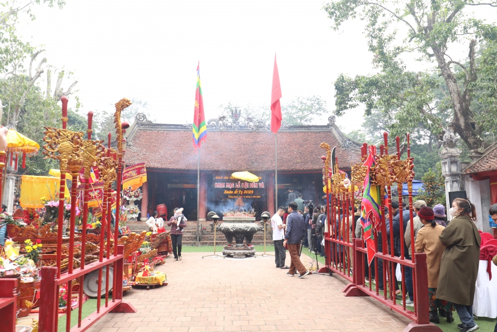 Đền Và mở hội Đền Và mở hội