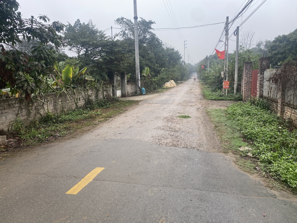 Một ngày không xa, con đường qua thôn Xuân Hòa sẽ được chỉnh trang, đáp ứng nguyện vọng của Nhân dân Một ngày không xa, con đường qua thôn Xuân Hòa sẽ được chỉnh trang, đáp ứng nguyện vọng của Nhân dân