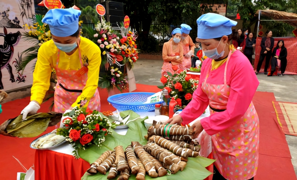 Bánh tẻ Phú Nhi - món ngon nức tiếng xứ Đoài