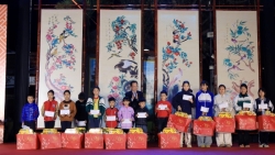 Tùng Thiện rộn ràng không khí Tết