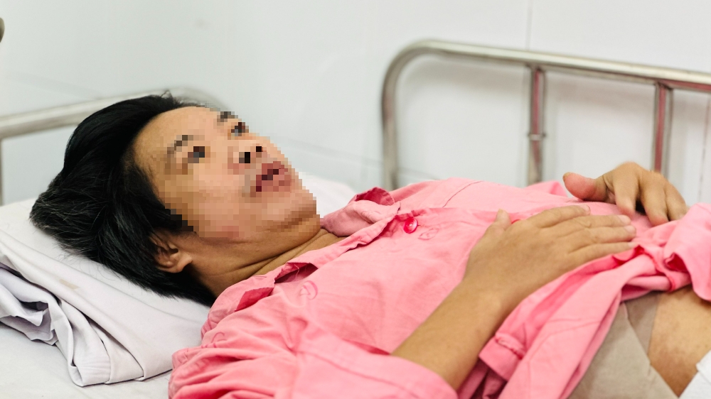 TP HCM: Người đàn ông bị container cán nát nửa người được cứu sống thần kỳ