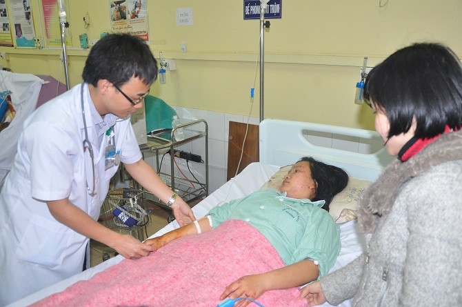 Những giải pháp đồng bộ tháo gỡ tình trạng thiếu thuốc, trang thiết bị y tế