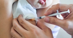 Gần 67 triệu trẻ em bỏ lỡ ít nhất một liều vắc xin COVID-19