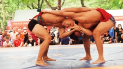 giai vat dan toc toan quoc tranh cup phung hung khai mac day hung khoi