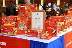 khai mac hoi cho xuc tien thuong mai huyen thach that