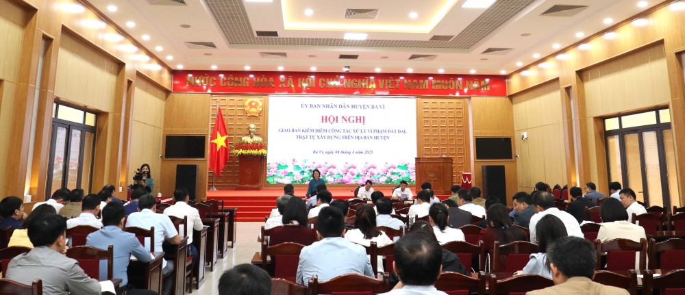 Huyện Ba Vì sử dụng flycam để quản lý đất đai, Ttxd