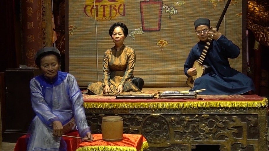 Bài 1: Lời ca, tiếng phách như vọng hồn cốt Thăng Long nghìn năm