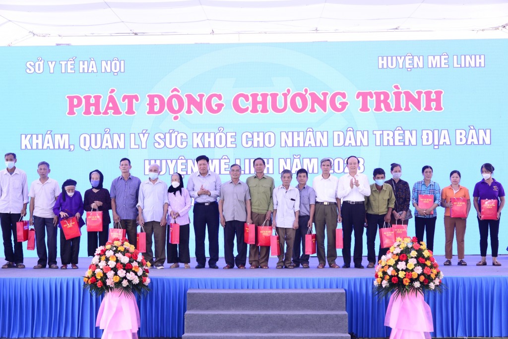 Từng bừng