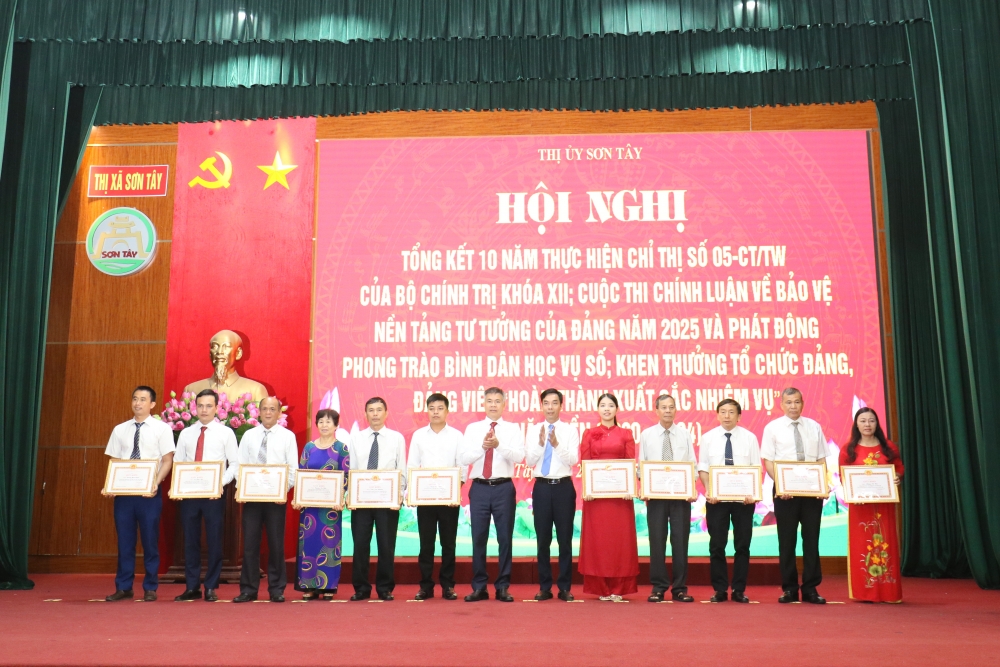 Sơn Tây phát động phong trào 