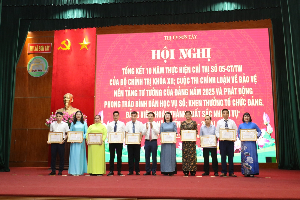 Sơn Tây phát động phong trào 