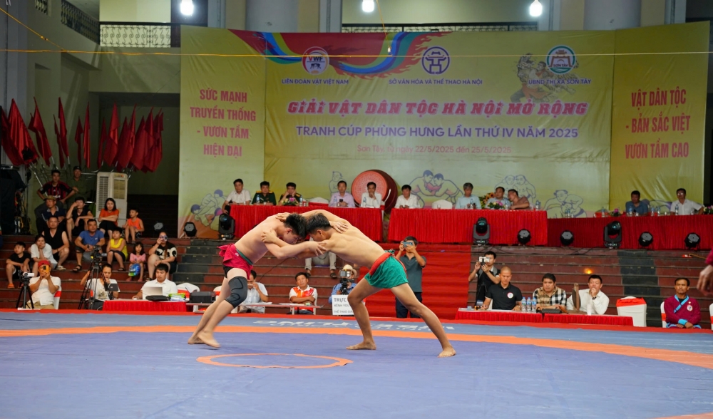 Thị xã Sơn Tây: Chính thức khởi tranh giải vật Phùng Hưng