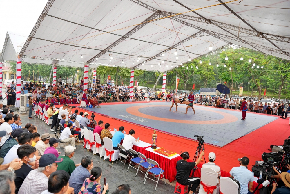 Đoàn Hà Nội Đoàn Hà Nội