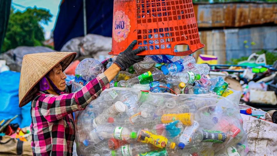 ha noi hanh dong manh tay nham giam phat thai nhua