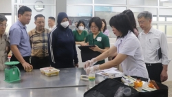 Cuộc chiến không khoan nhượng với thực phẩm bẩn