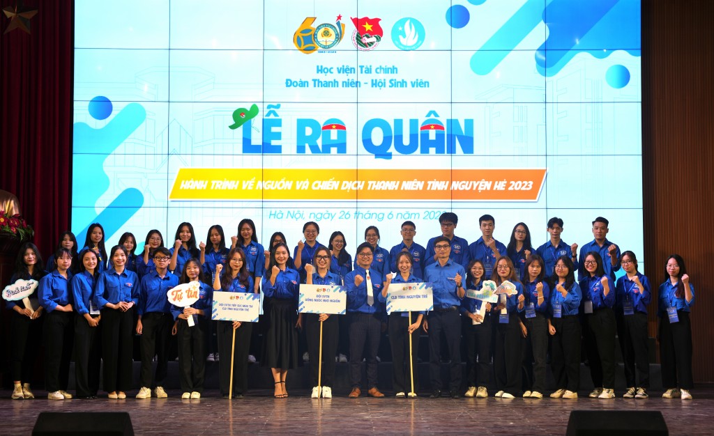 Những nẻo đường “Mùa hè xanh” của sinh viên Tài chính