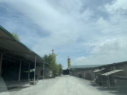 chinh quyen huyen ba vi quyet liet vao cuoc nha may gach gia vu ngung hoat dong