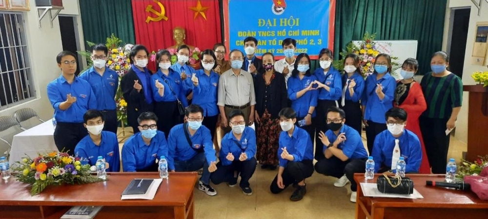 Những chứng nhân lịch sử đem bài học về truyền thống Cách Mạng đến với thế hệ trẻ Những chứng nhân lịch sử đem bài học về truyền thống Cách Mạng đến với thế hệ trẻ