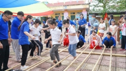 Thiếu nhi huyện Thanh Oai sôi nổi cùng hoạt động trại hè