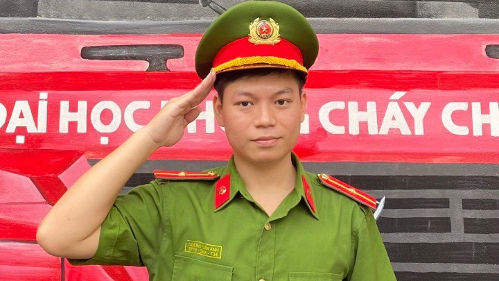 Thiếu úy Dương Tuấn Anh