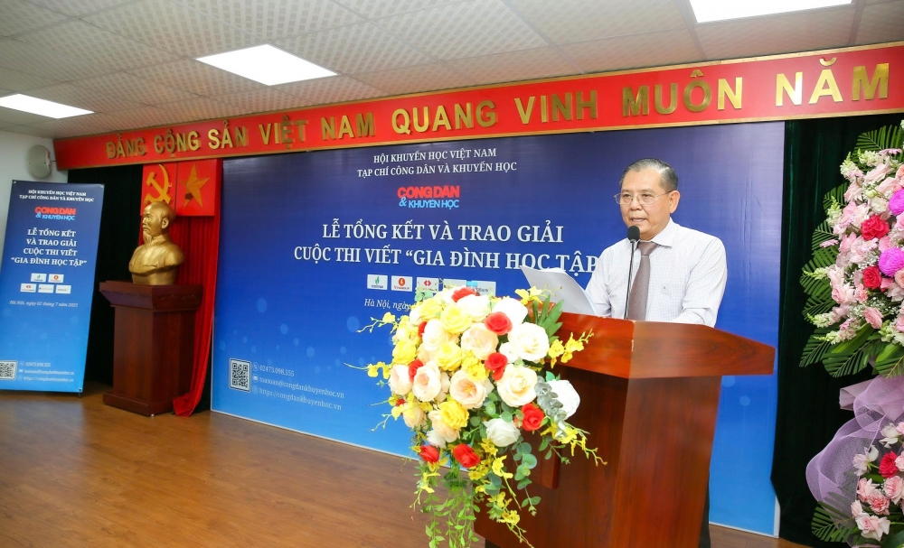 Nữ nhà báo đạt giải Nhất cuộc thi viết 