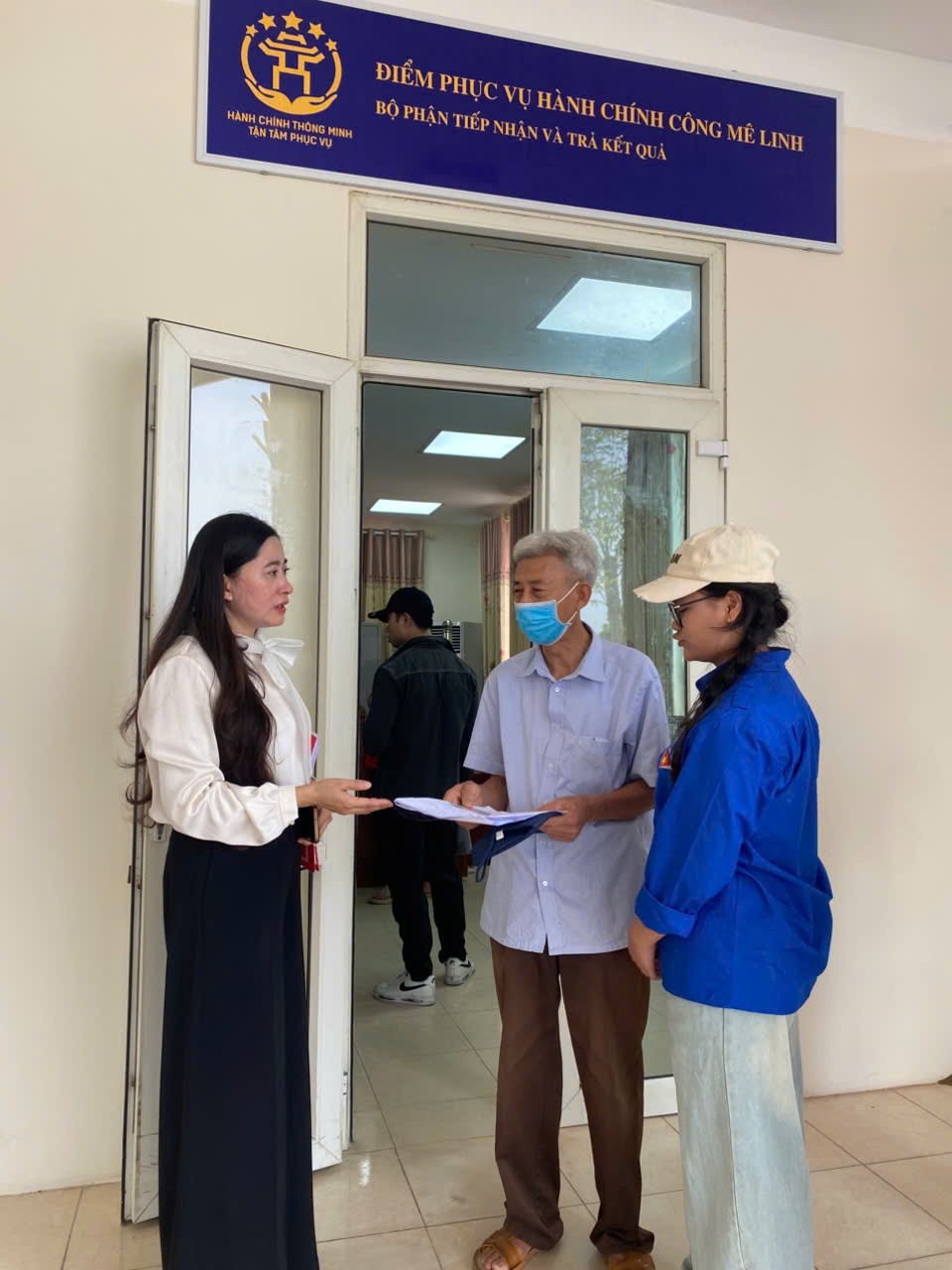 Bài 3: Đặt lợi ích Nhân dân lên trên hết, trước hết