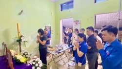 Xã Hồng Vân: Thắm tình người sau vụ tai nạn đường thủy