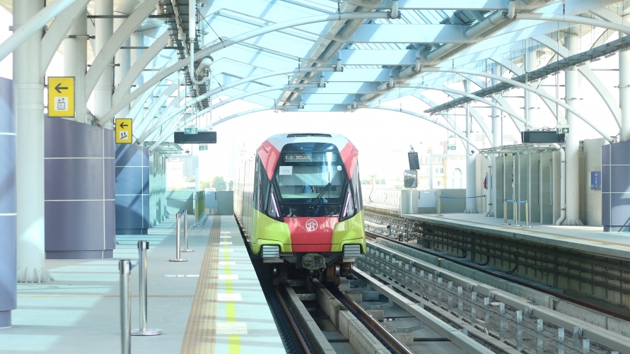 Người dân háo hức trước ngày tuyến metro Nhổn - Ga Hà Nội vận hành