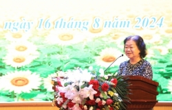 nguyen pho chu tich nuoc truong my hoa dong vien phu nu huyen me linh