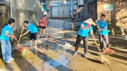 ra quan tong don ve sinh moi truong chung tay xay dung que huong