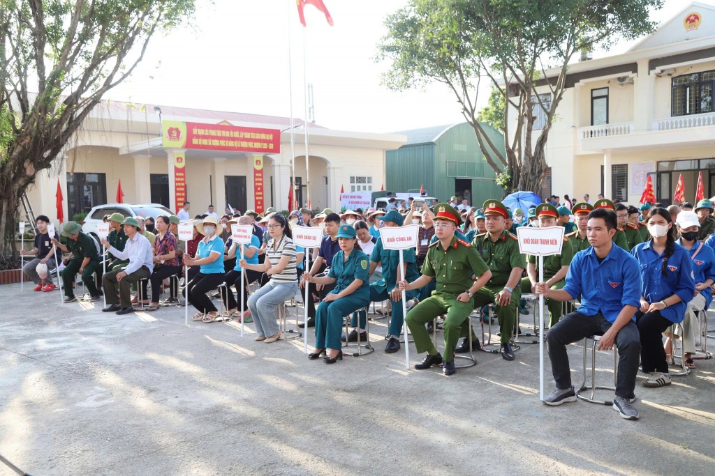 Cán bộ, Nhân dân xã Thượng Phúc hành động vì môi trường