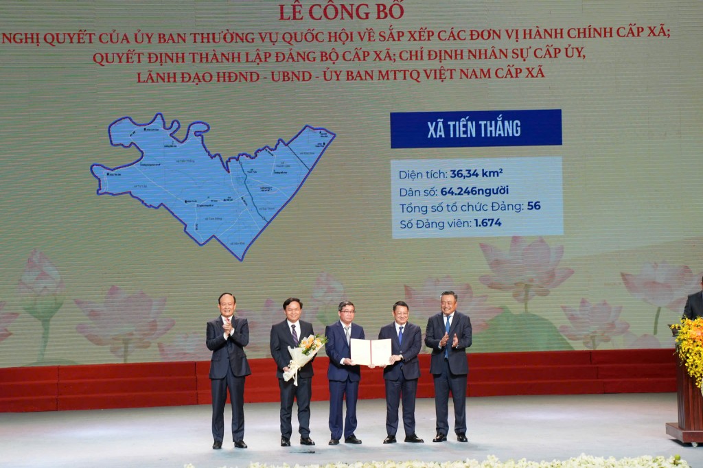 Công bố thành lập xã Tiến Thắng, thành phố Hà Nội