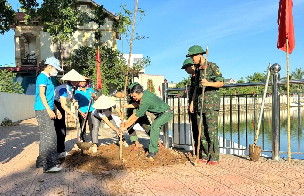 Nhiều hoạt động chào mừng Đại hội Đảng bộ phường Tùng Thiện Nhiều hoạt động chào mừng Đại hội Đảng bộ phường Tùng Thiện