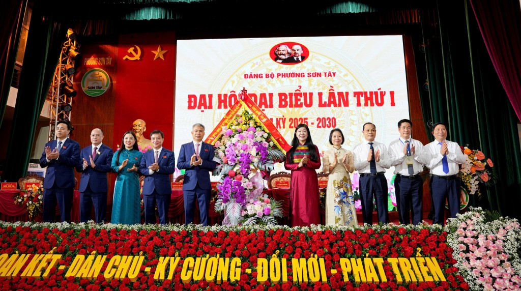 Phát huy sức mạnh đoàn kết, phát triển đô thị di sản Sơn Tây Phát huy sức mạnh đoàn kết, phát triển đô thị di sản Sơn Tây