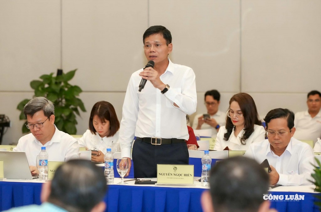 Phát triển bền vững báo chí cần công nghệ