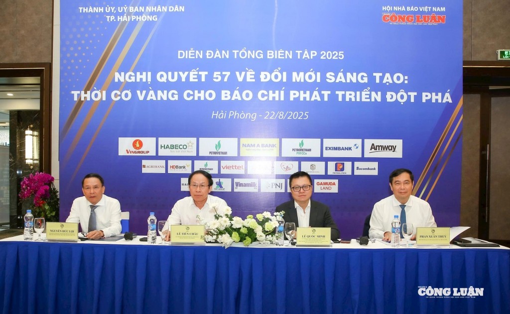 Phát triển bền vững báo chí cần công nghệ