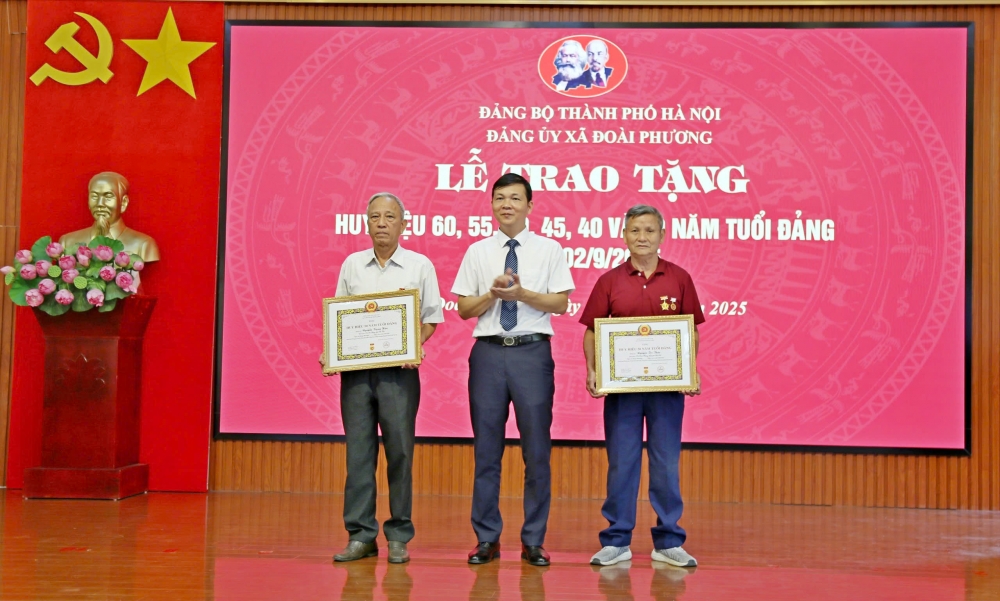 Nguyễn Thế Hùng, Phó Bí thư Đảng ủy, Chủ tịch UBND xã Nguyễn Thế Hùng, Phó Bí thư Đảng ủy, Chủ tịch UBND xã