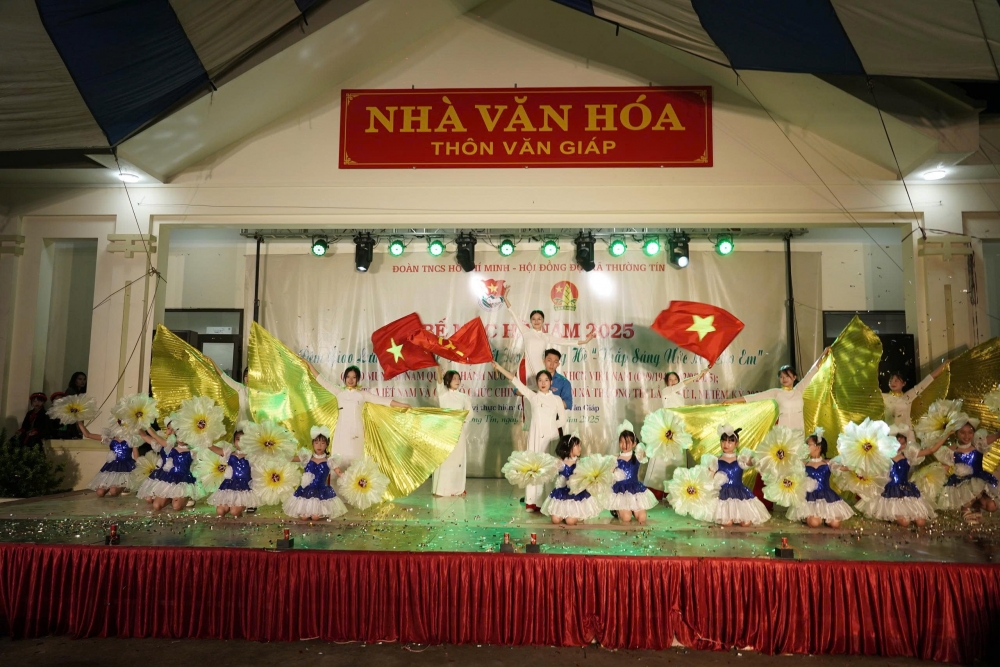 Tuổi trẻ Thường Tín trao học bổng Tuổi trẻ Thường Tín trao học bổng