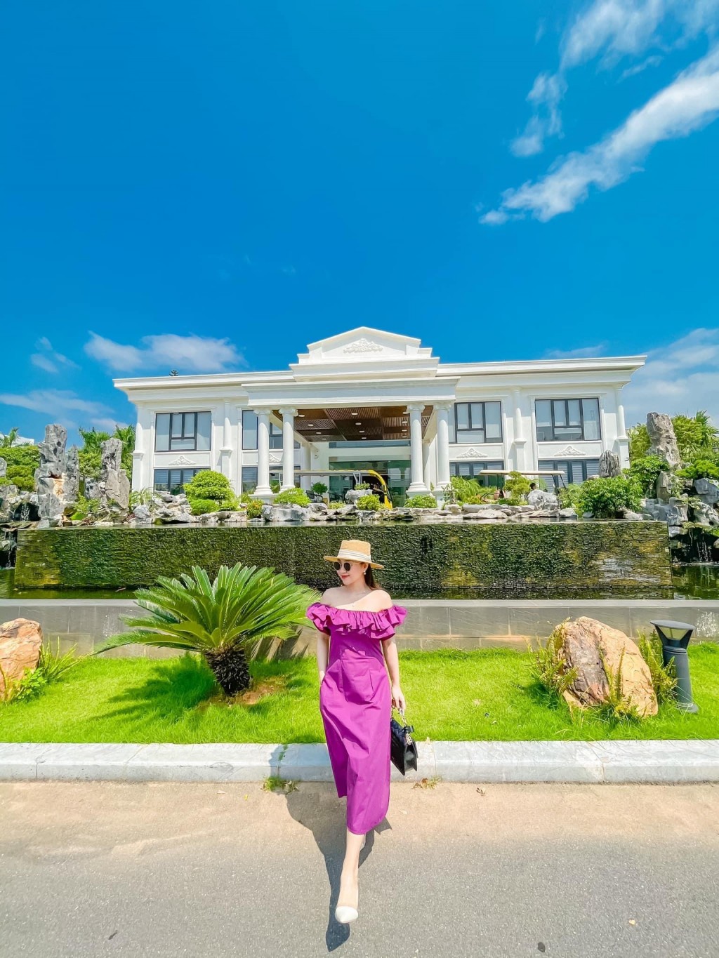 Hoạt động kinh doanh của Glory Resort nhận được ảnh hưởng tích cực do các hoạt động văn hóa, du lịch của thị xã Sơn Tây